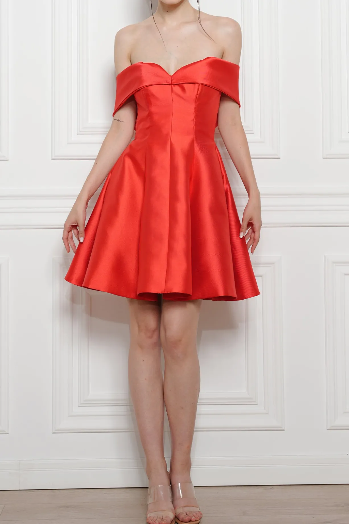 Ellie Mikado Short Dress In Hot-Red