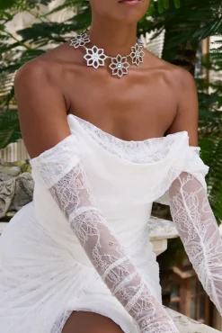 Ines Stretch Lace Dress In Off-White