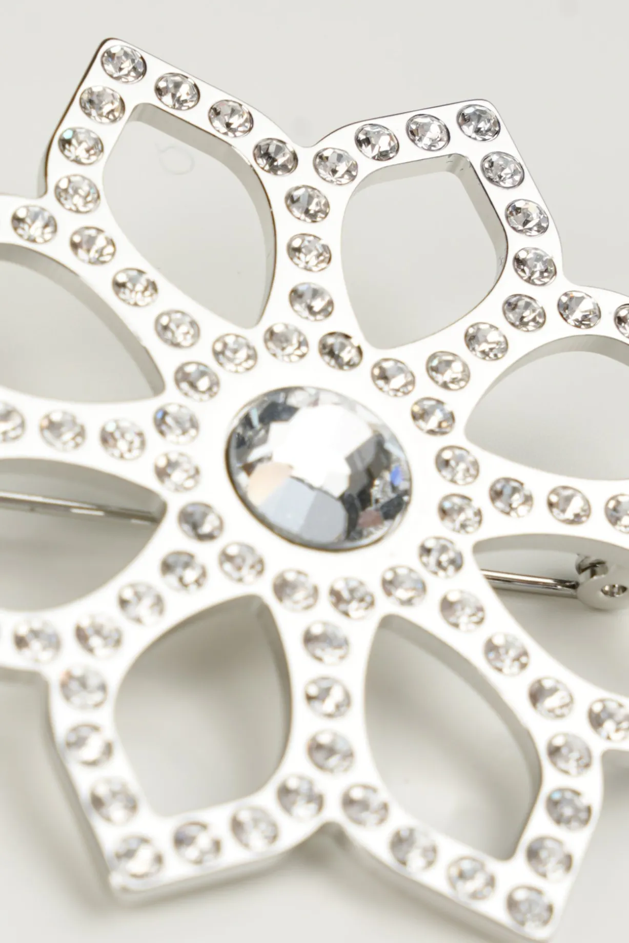 Lotus Single Flower Brooch In Silver Tone
