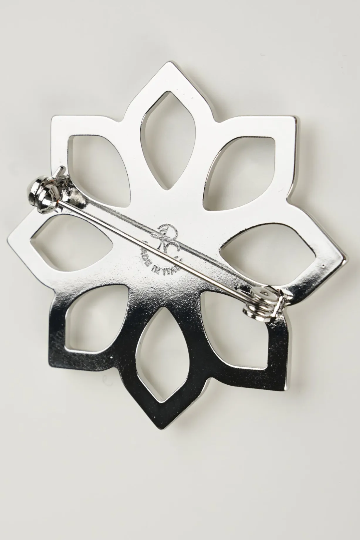 Lotus Single Flower Brooch In Silver Tone
