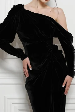 Zeina Long Velvet Gown in Black
